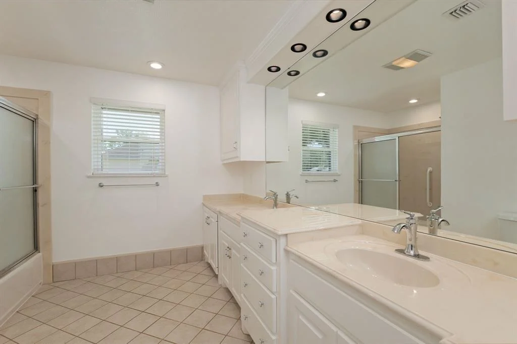 Photo of 321 Bolling Green Drive