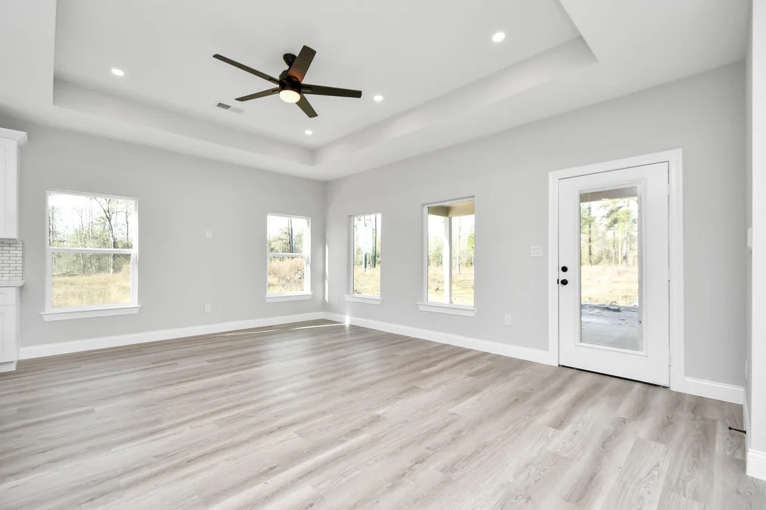 Photo of 805 Road 5203