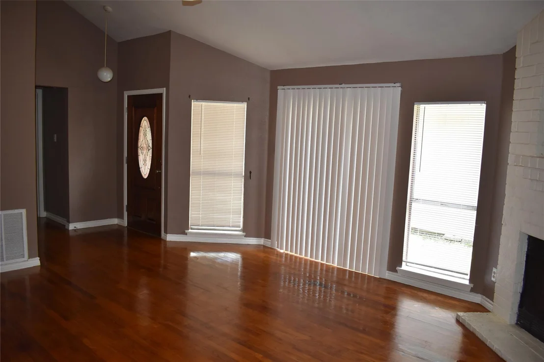 Photo of 11022 Shadowfield Drive