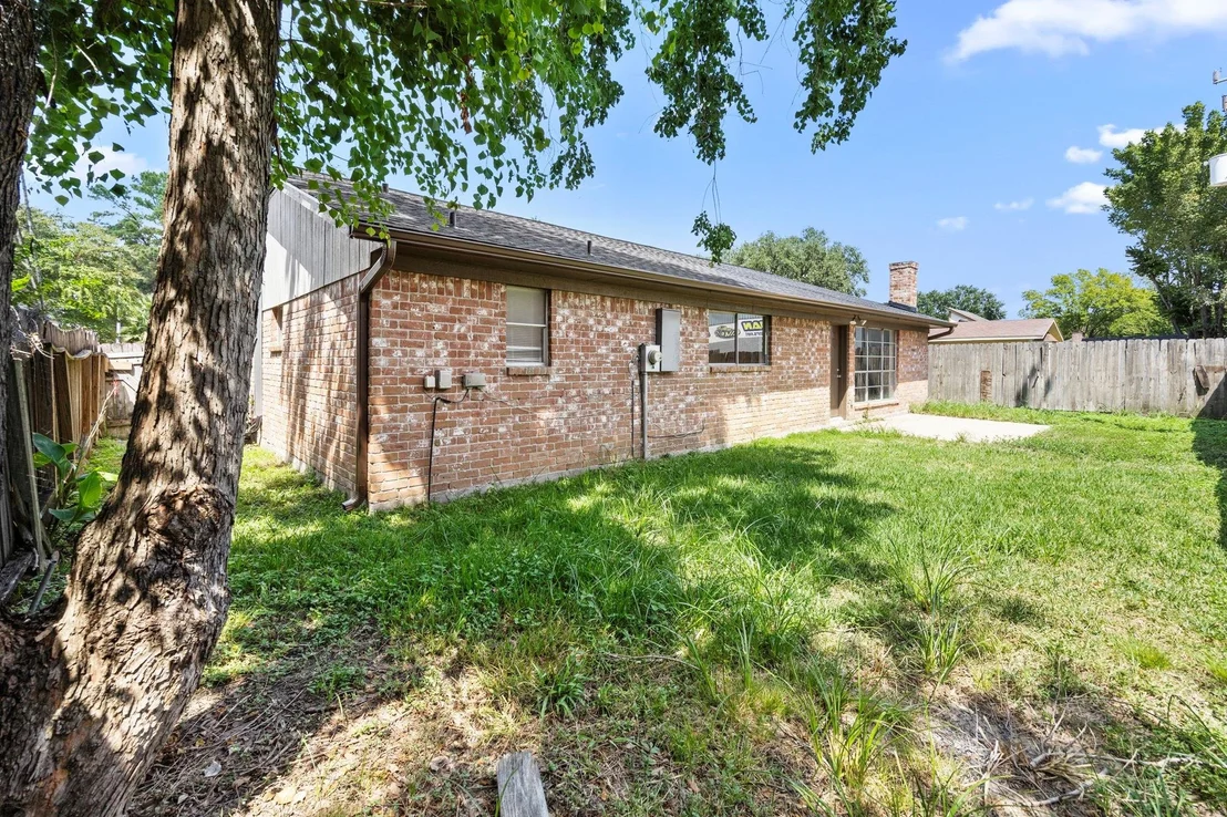Photo of 16523 Loch Maree Lane