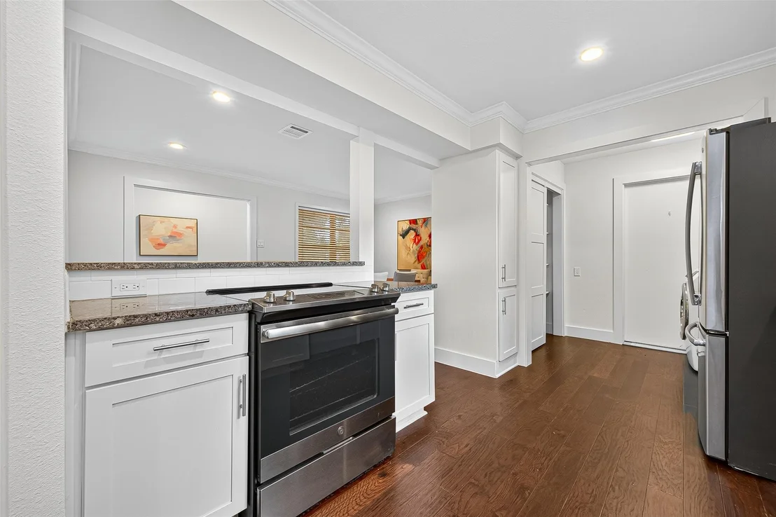 Photo of 9618 Meadowbriar Lane