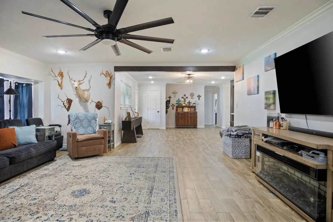 Photo of 138 N Lake Drive