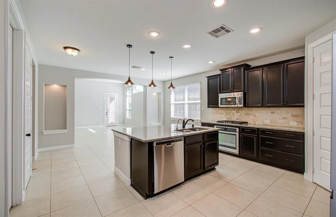 Photo of 15626 Windsor Bluff Drive