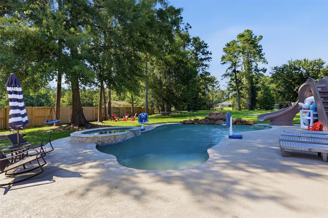 Photo of 19617 Desna Drive