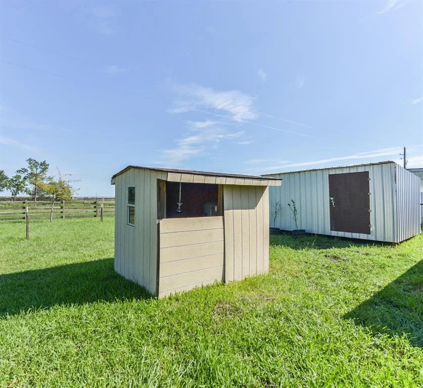 Photo of 5947 Mockingbird Lane