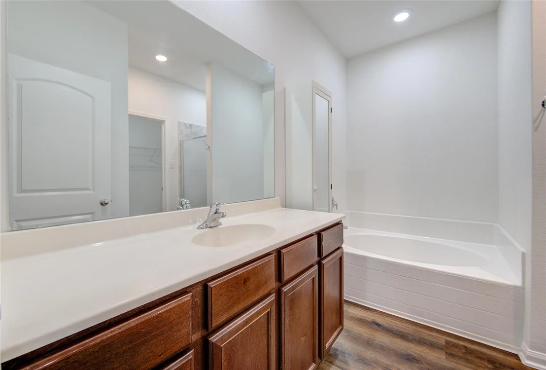 Photo of 1033 Texas Timbers Drive