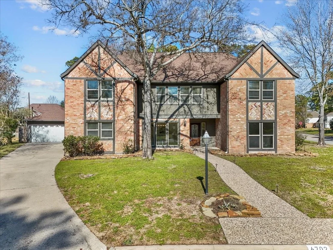 Photo of 6702 Robinwick Court