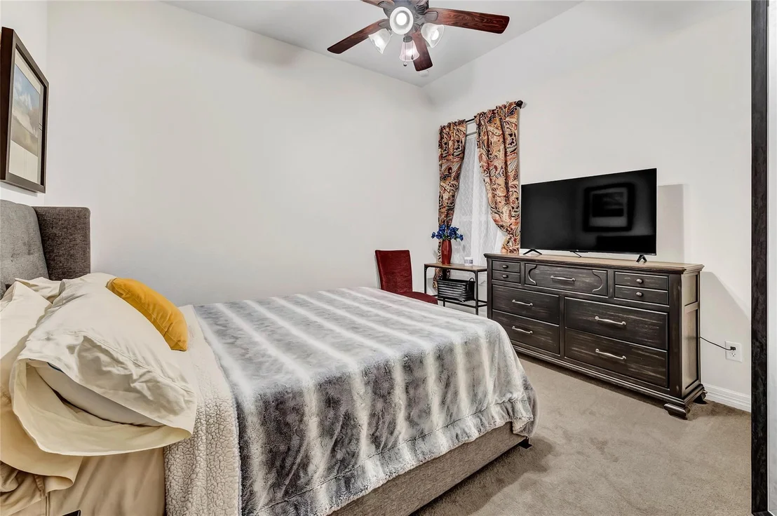 Photo of 9619 Hideaway Green Drive