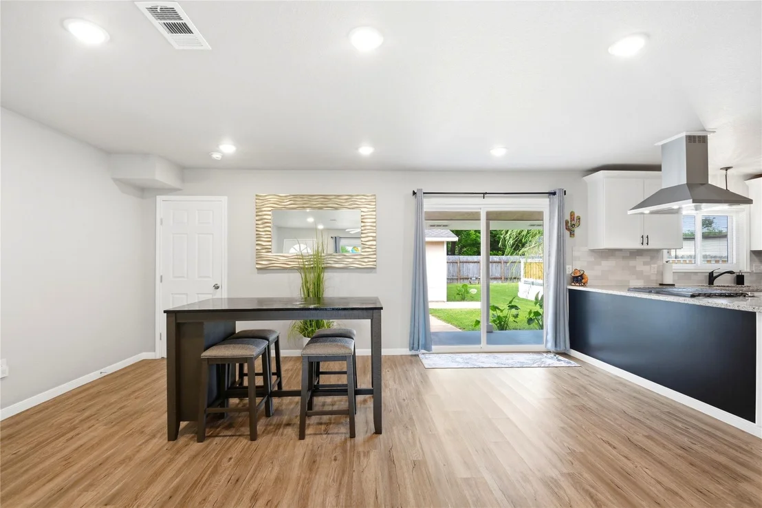 Photo of 1422 Wayside Drive