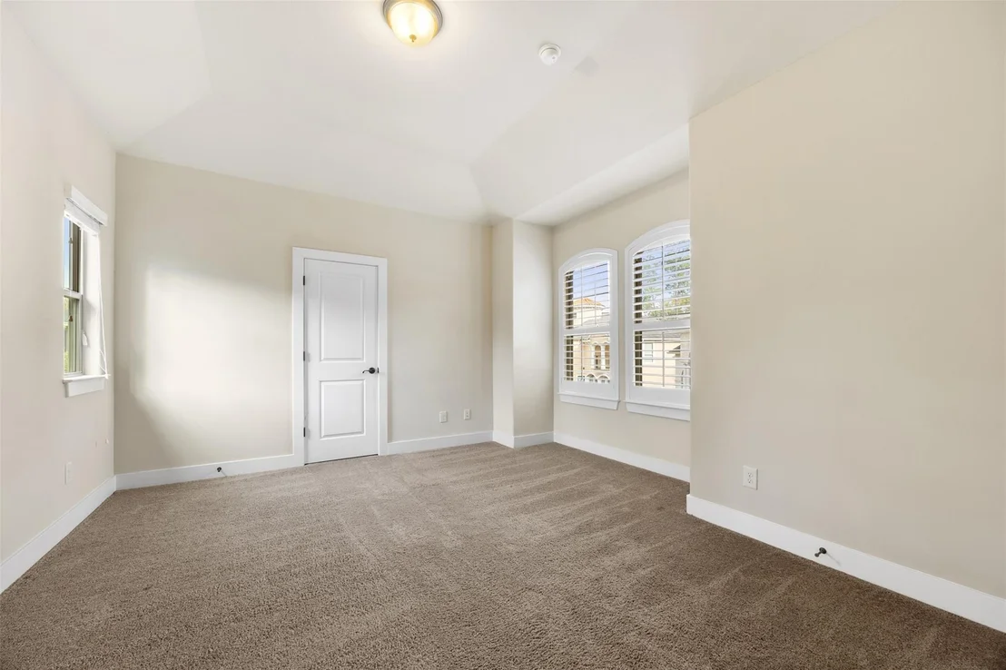 Photo of 6515 Fraser Point Court