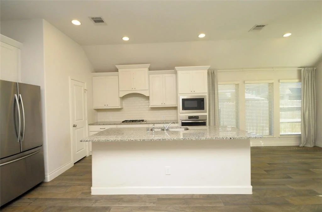 Photo of 23323 Darst Field Trail