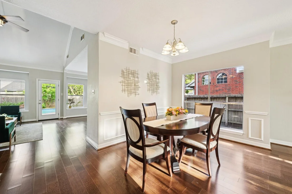 Photo of 2807 Stone Way Drive