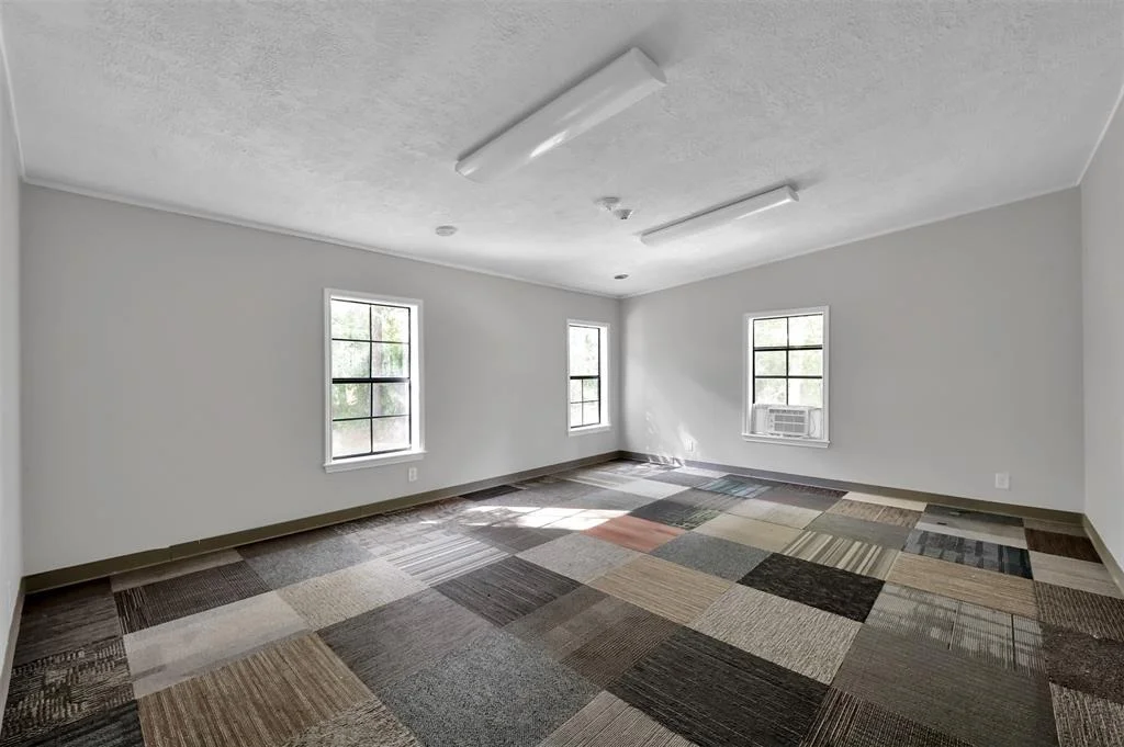 Photo of 18993 Ferne Drive