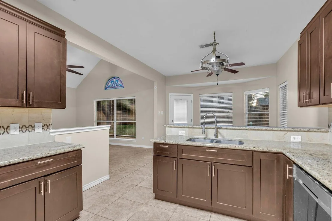 Photo of 23915 Spring Oak Drive