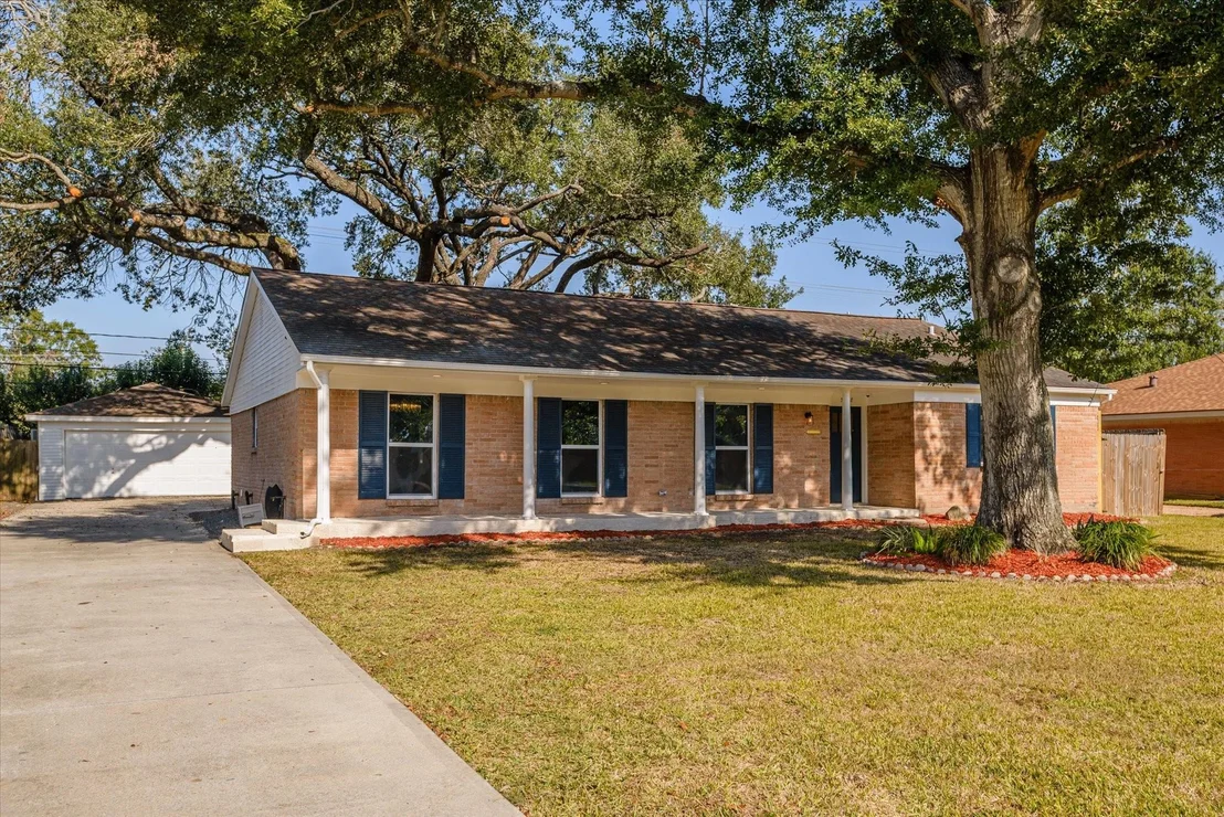 Photo of 5258 Willowbend Boulevard