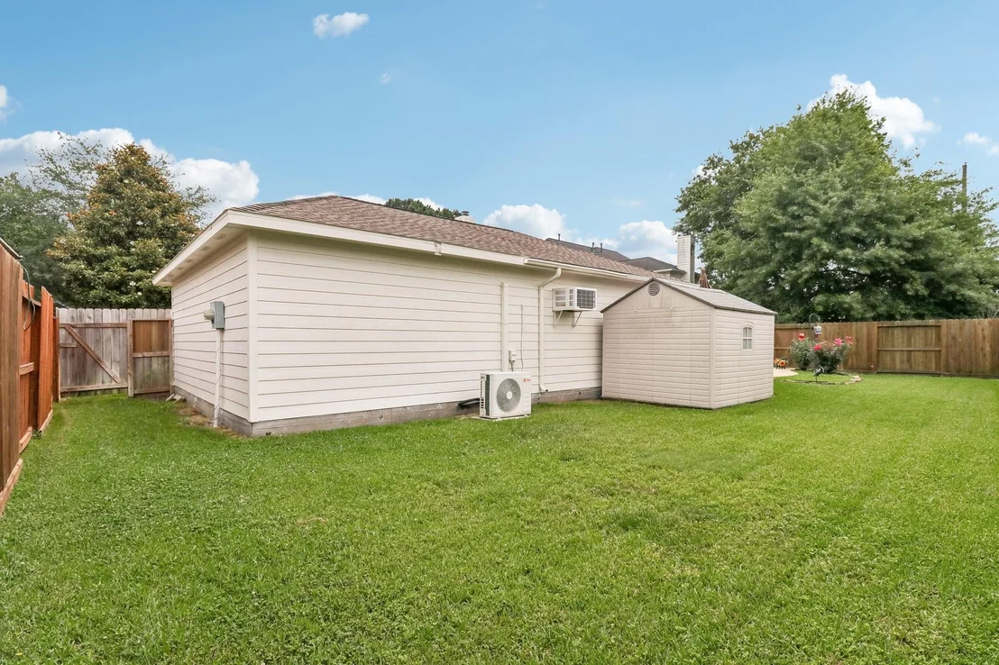 Photo of 23921 Dorrington Estates Lane