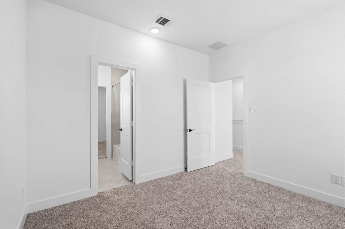Photo of 2815 Brandon Bluff Bend