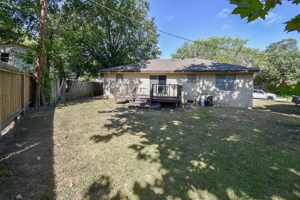 Photo of 400 Sandra Drive