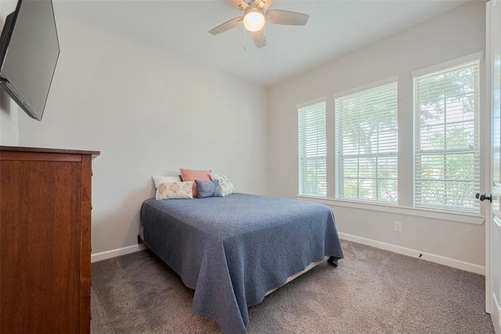 Photo of 11023 Honeysuckle Haven Drive
