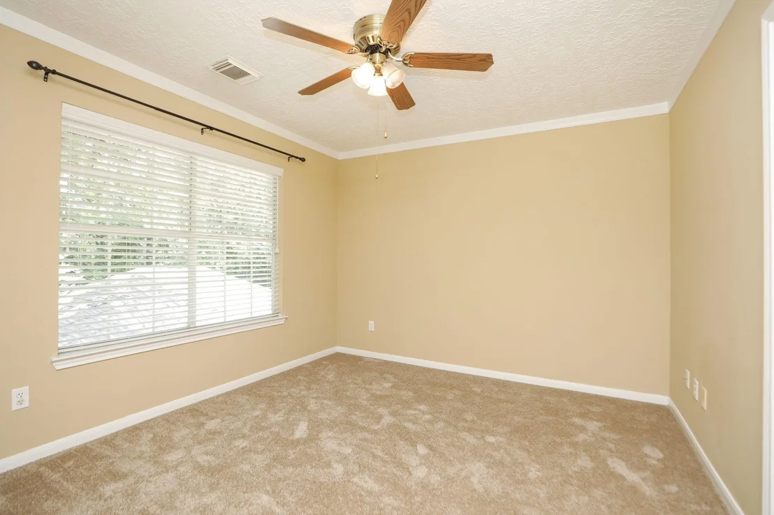 Photo of 427 W North Hill Drive