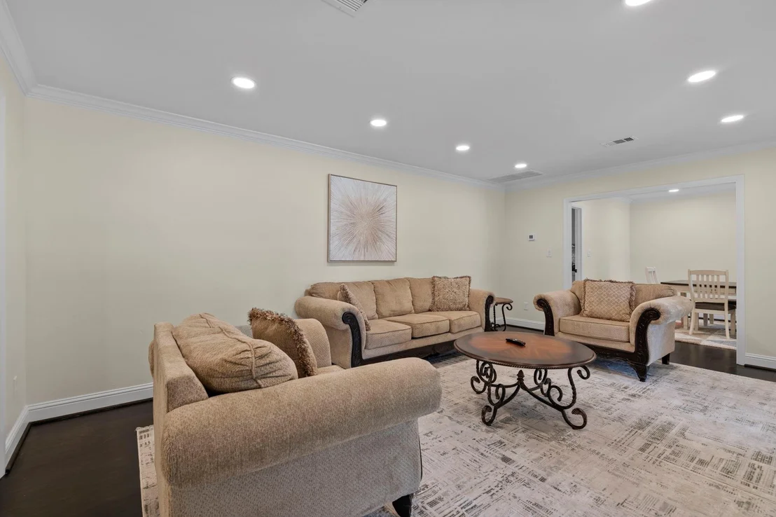 Photo of 2402 Chimney Rock Road