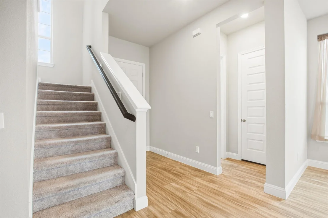 Photo of 4615 Bartagrass Drive