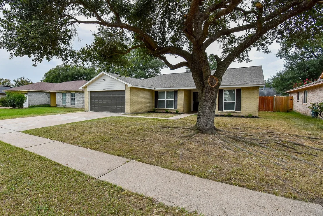 Photo of 4314 Falcon Meadow Drive