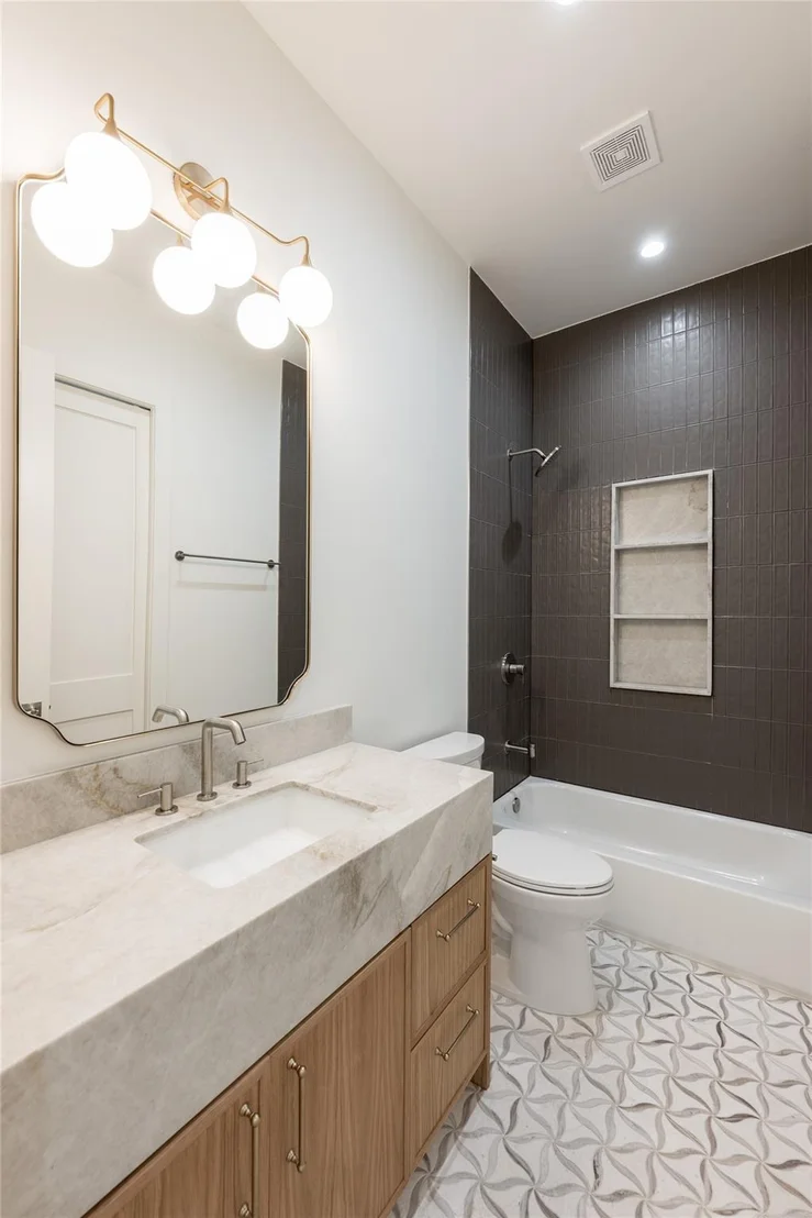 Photo of 1109 Voight Street