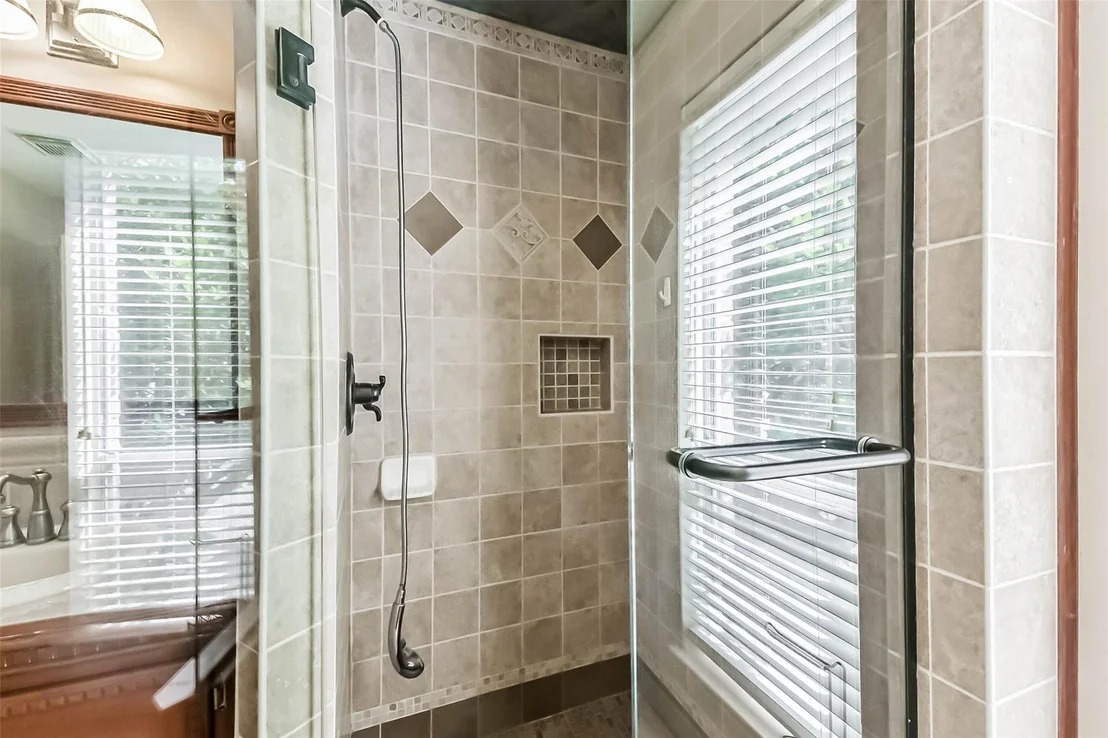 Photo of 1811 Rushbrook Drive