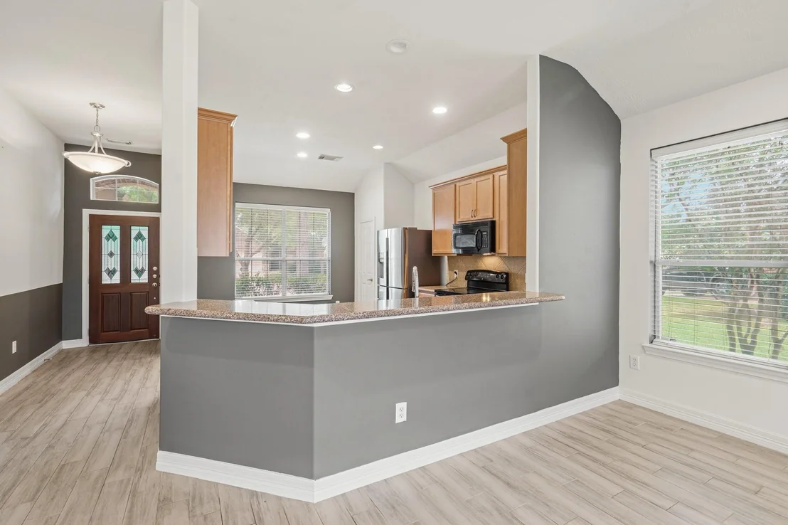 Photo of 7419 Avalon Trace