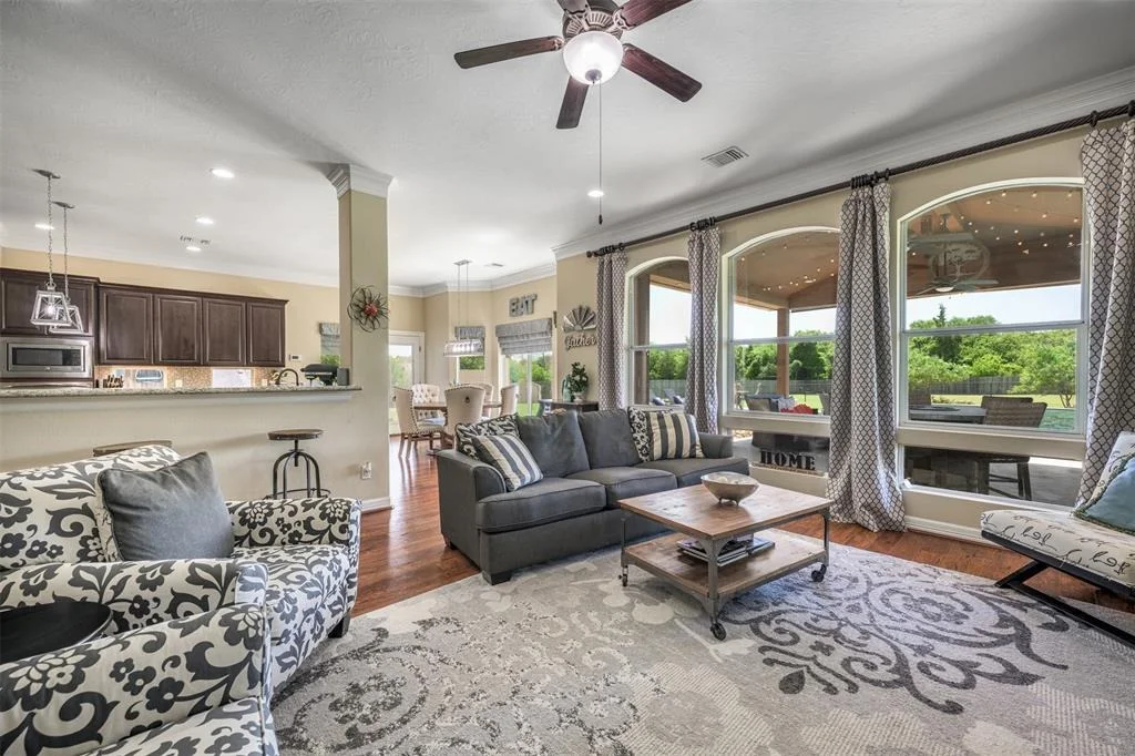 Photo of 3335 Rolling Valley Lane