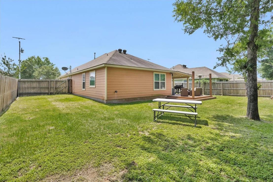 Photo of 704 Heritage Drive