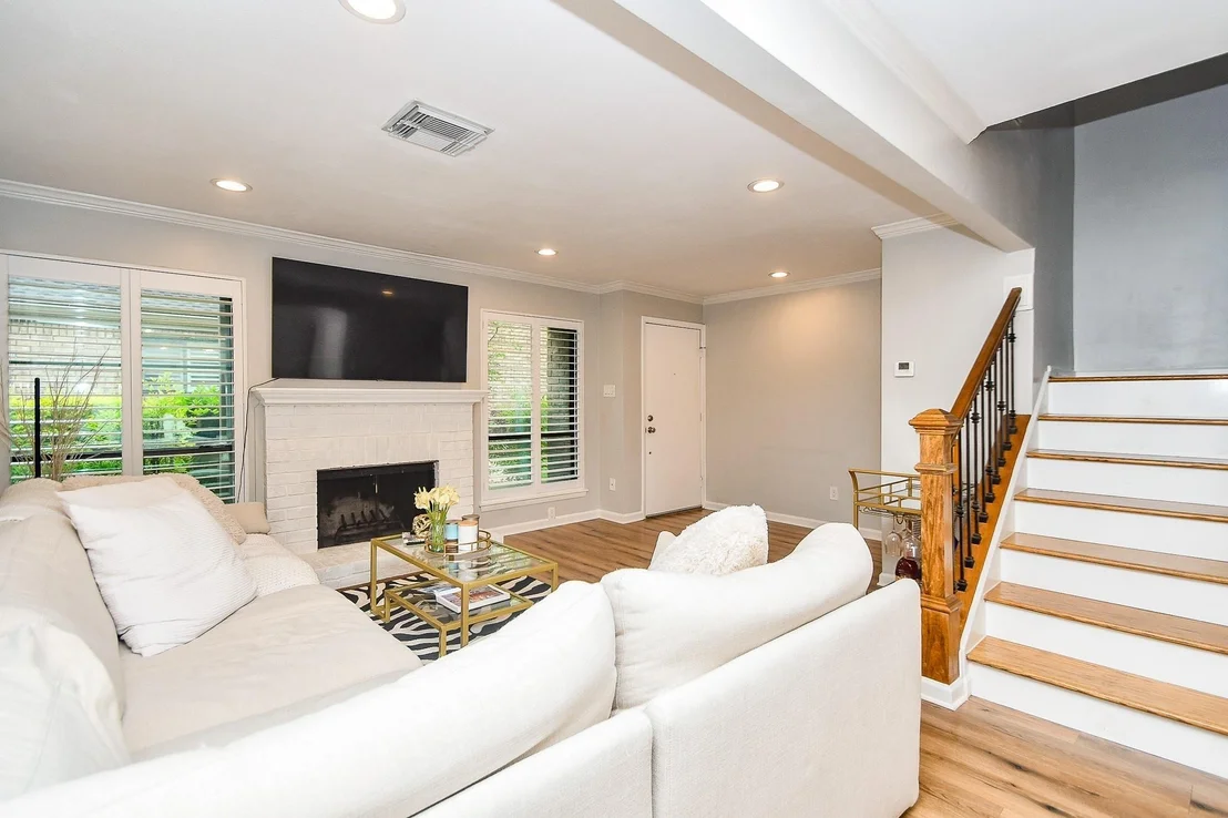 Photo of Unit 10 at 1908 Augusta Drive