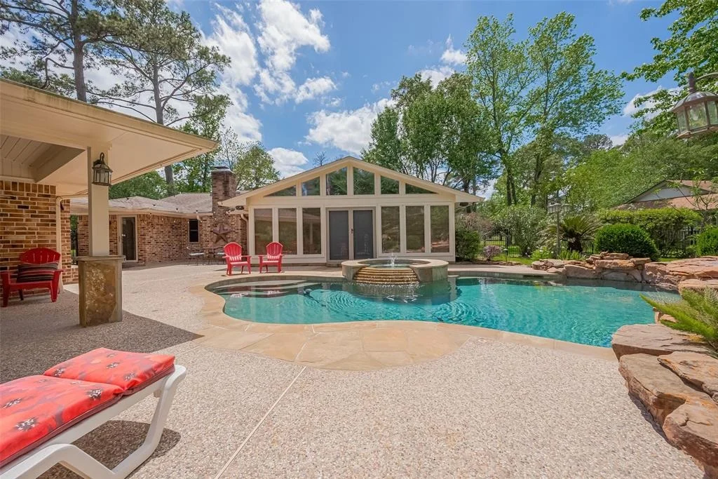 Photo of 12806 Lakecrest Drive