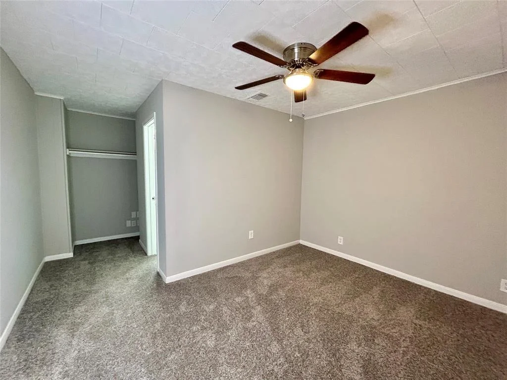Photo of 1944 N Avenue H