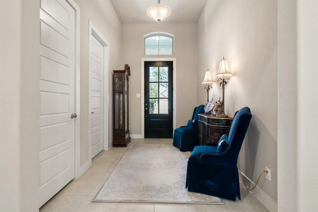 Photo of 320 Black Walnut Court