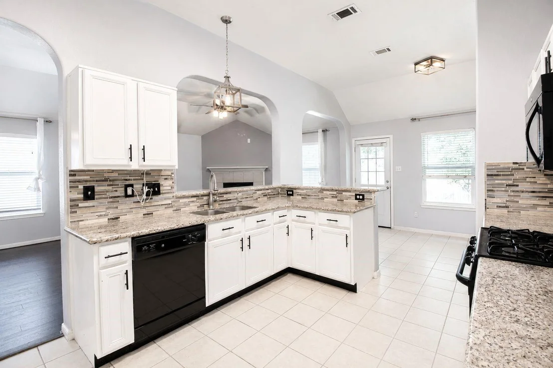 Photo of 303 Burris Park Dr Drive