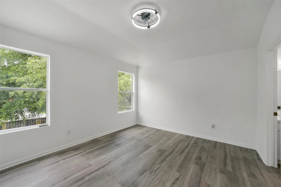 Photo of 2811 Packard Elm Street