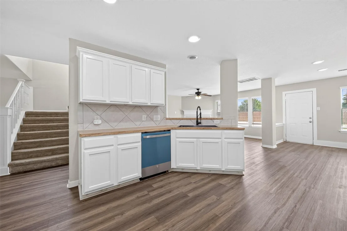 Photo of 3219 Watercliff Court