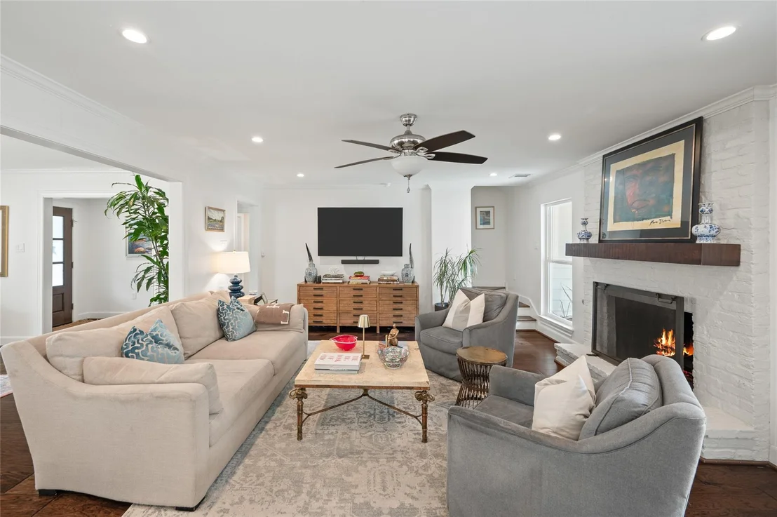 Photo of 14511 Oak Bend Drive