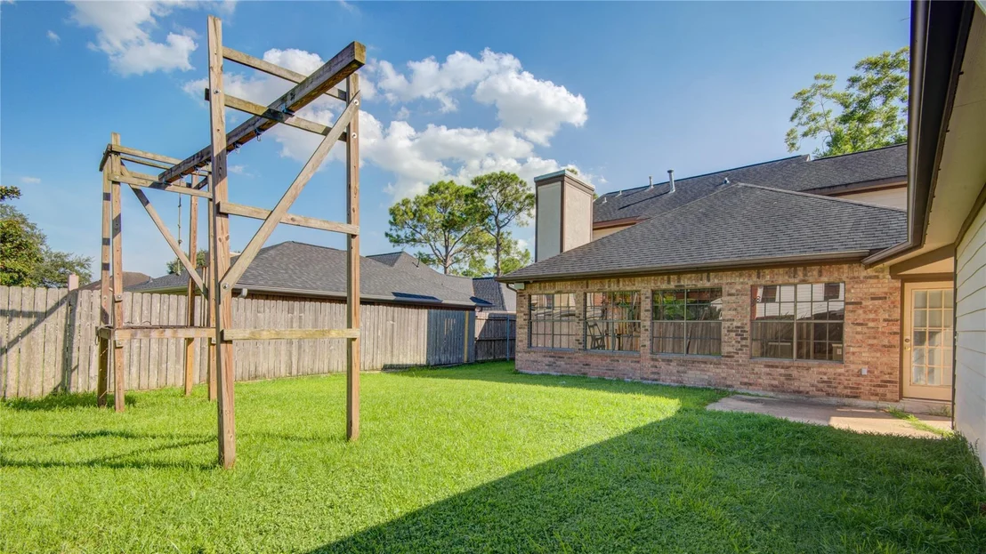 Photo of 919 Heathgate Drive