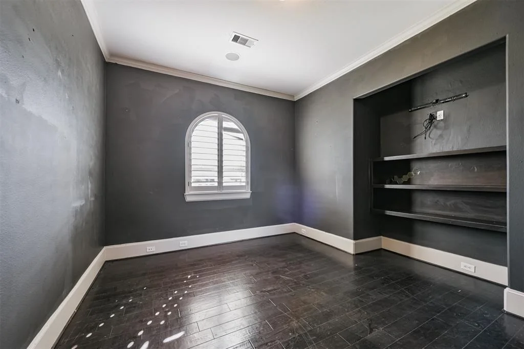 Photo of 317 Red Oak Drive