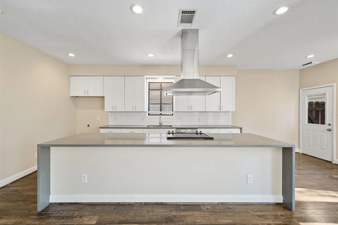Photo of 14823 Walbrook Drive