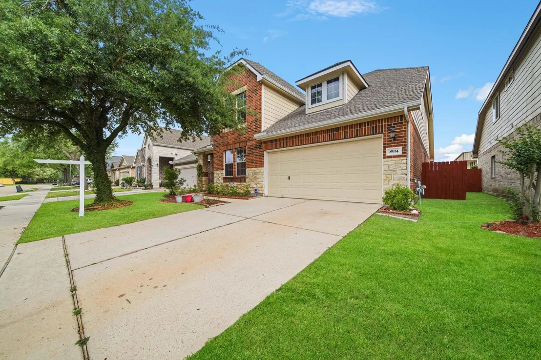 Photo of 8914 Parlin Ridge Drive