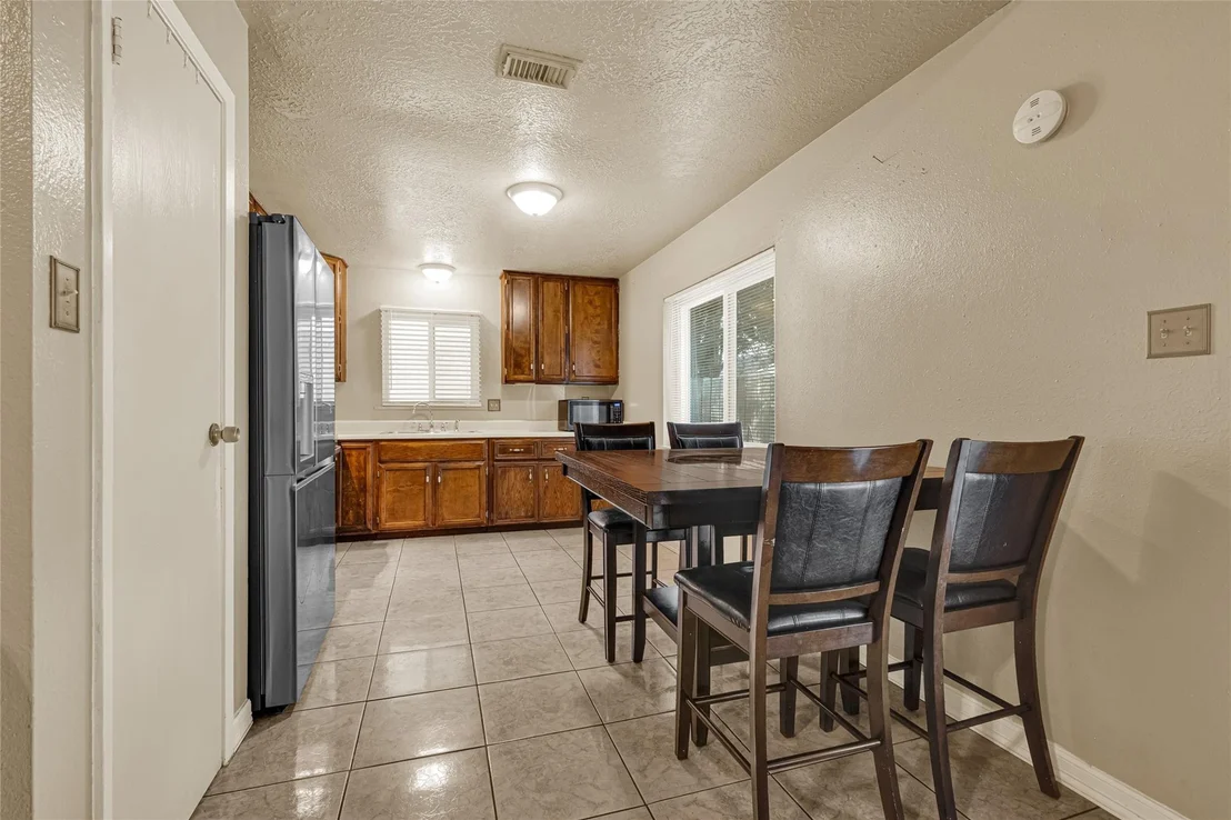 Photo of 14927 Sheffield Terrace
