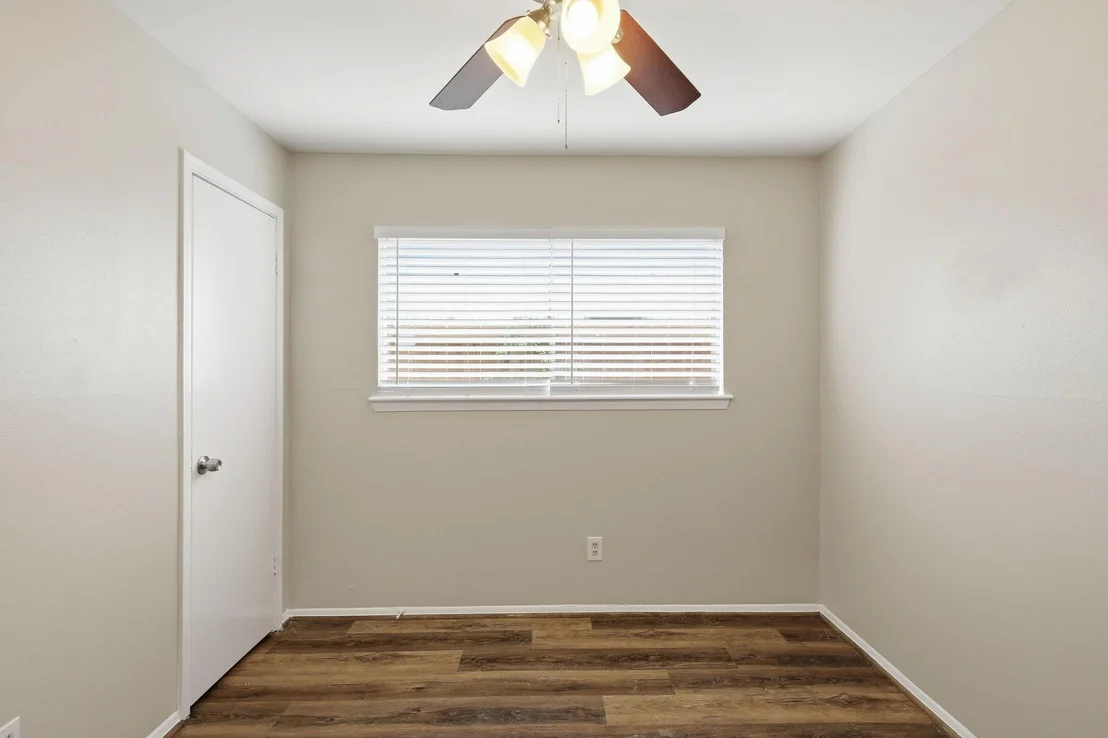 Photo of 15119 Bathurst Drive