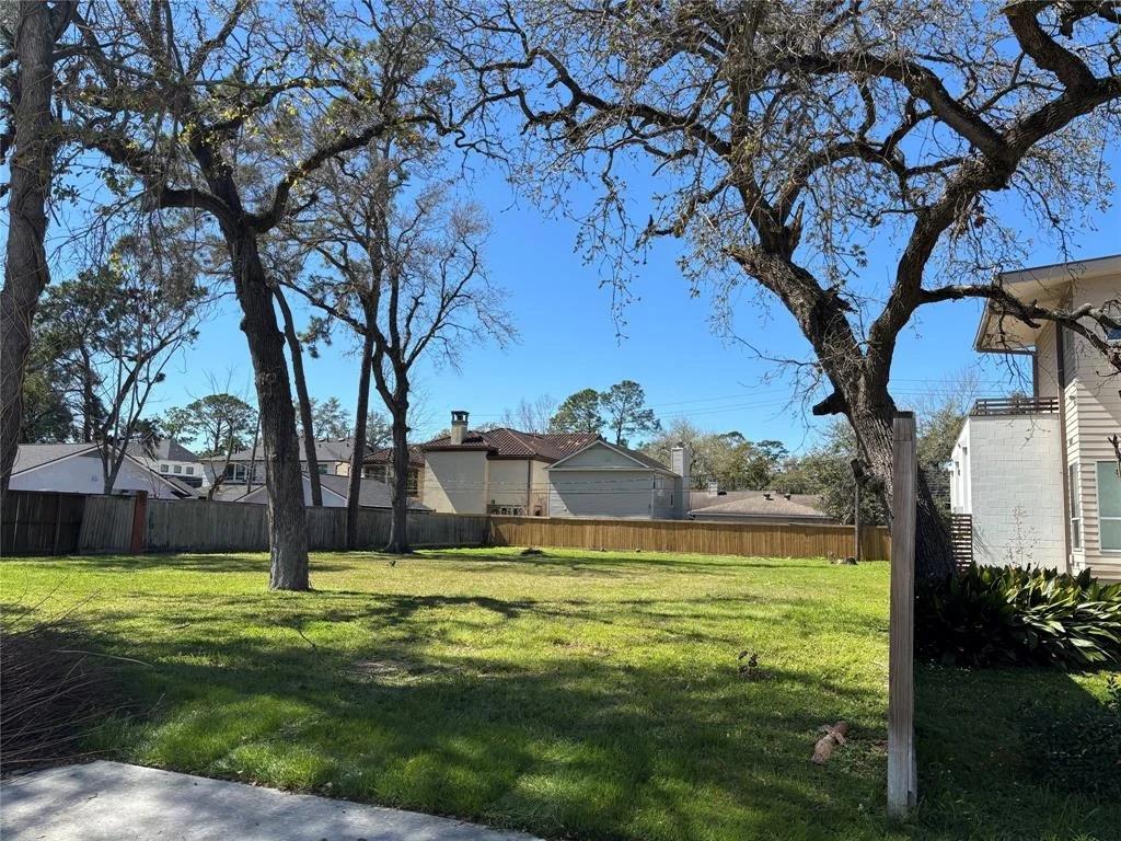 Photo of 12723 Memorial Drive