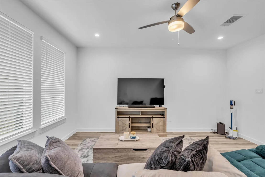 Photo of 3227 Creston Gate Drive