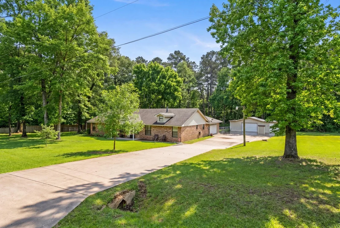 Photo of 129 Pine Valley Drive