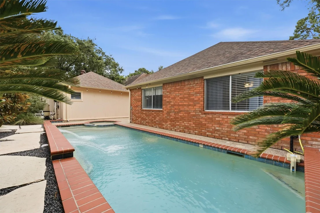 Photo of 15718 Echo Lodge Drive